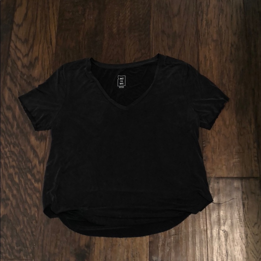 Black shirt